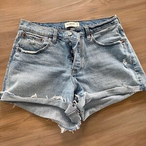 Abercrombie 90s Baggy Short